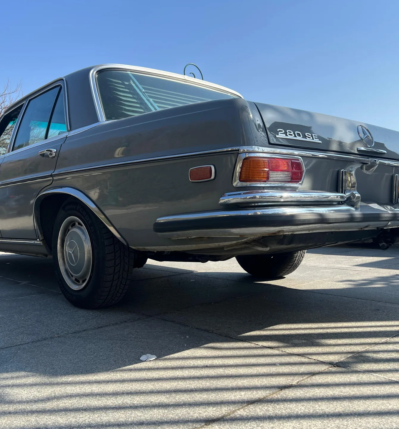 Mercedes-Benz 280 SE