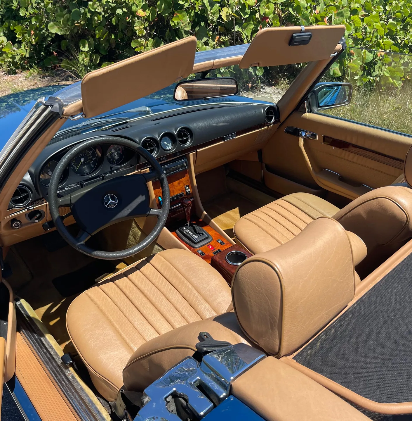 Mercedes-Benz SL 380