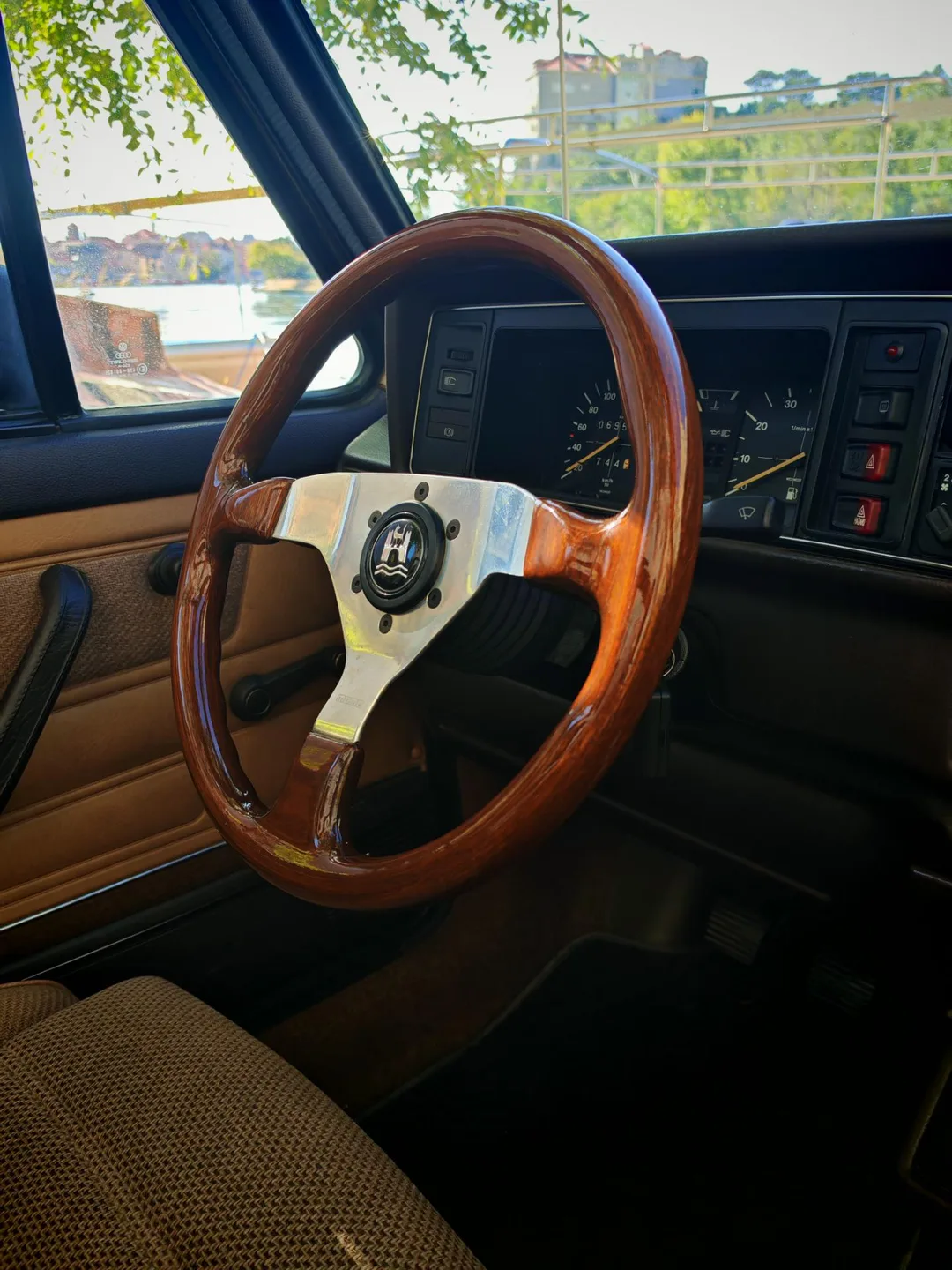 Volkswagen Golf 1 Cabrio
